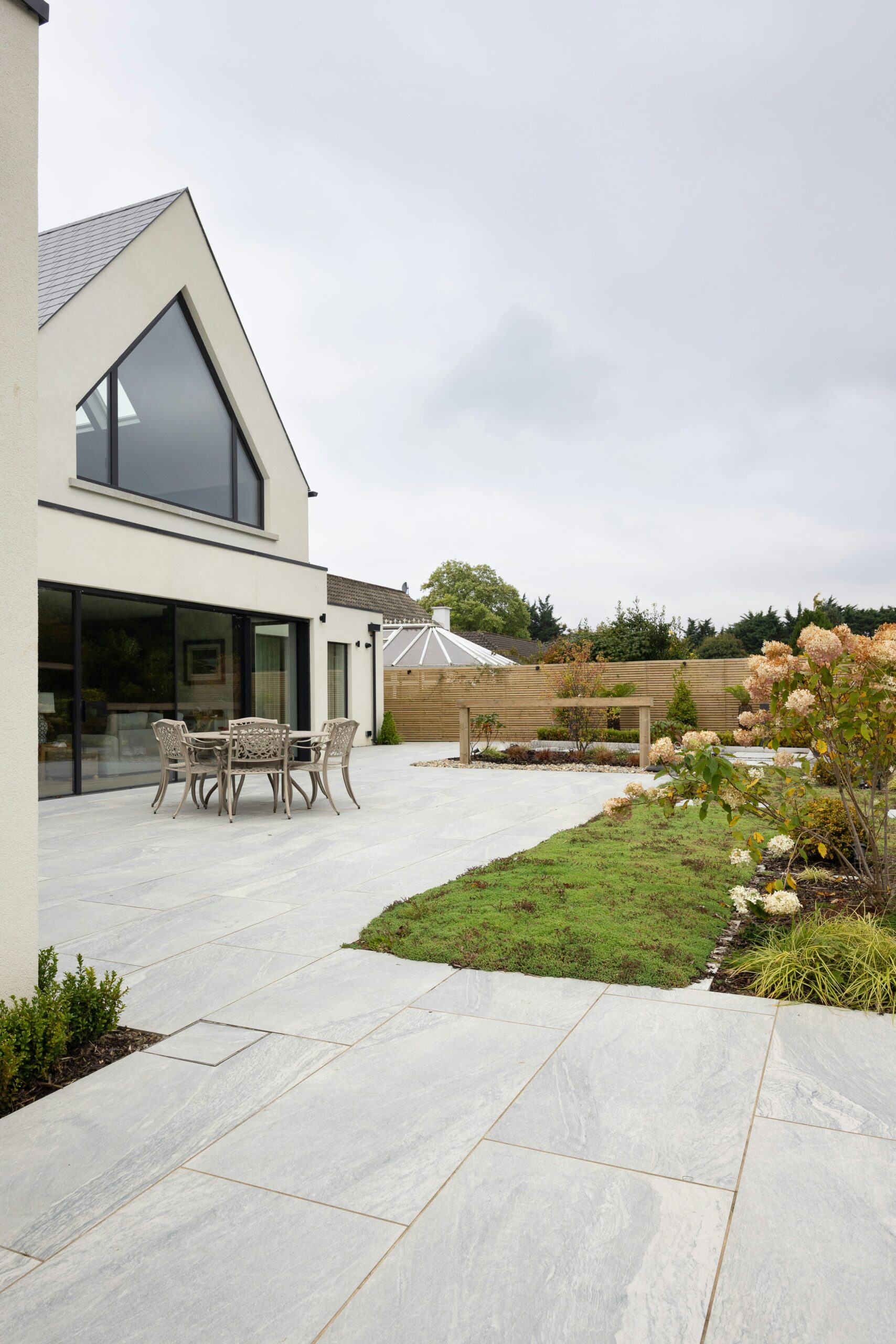 tile-merchant-ireland-BQHXusvfuwg-unsplash